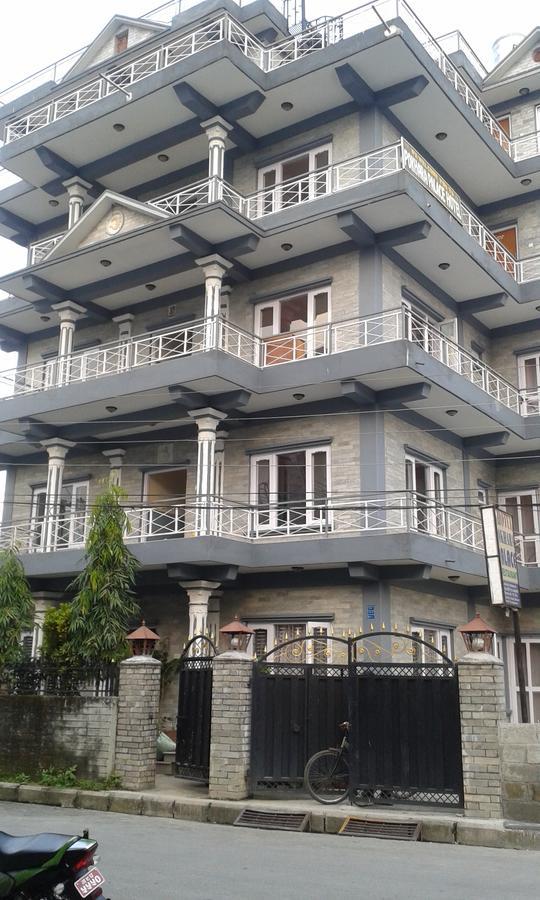 Pokhara Palace Hotel エクステリア 写真