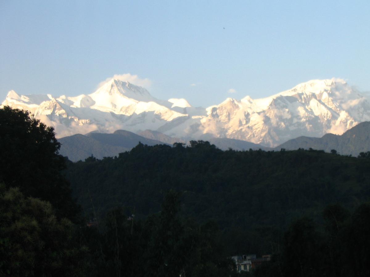 Pokhara Palace Hotel エクステリア 写真