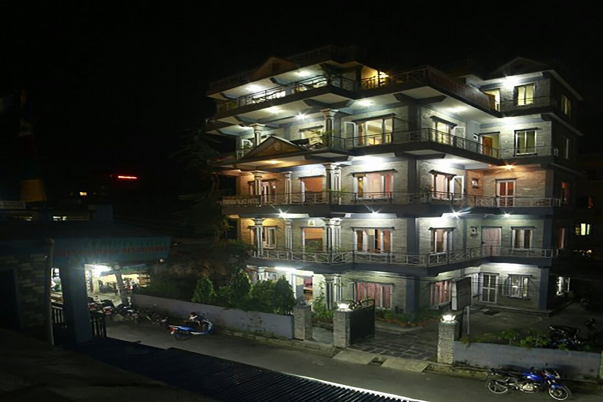 Pokhara Palace Hotel エクステリア 写真